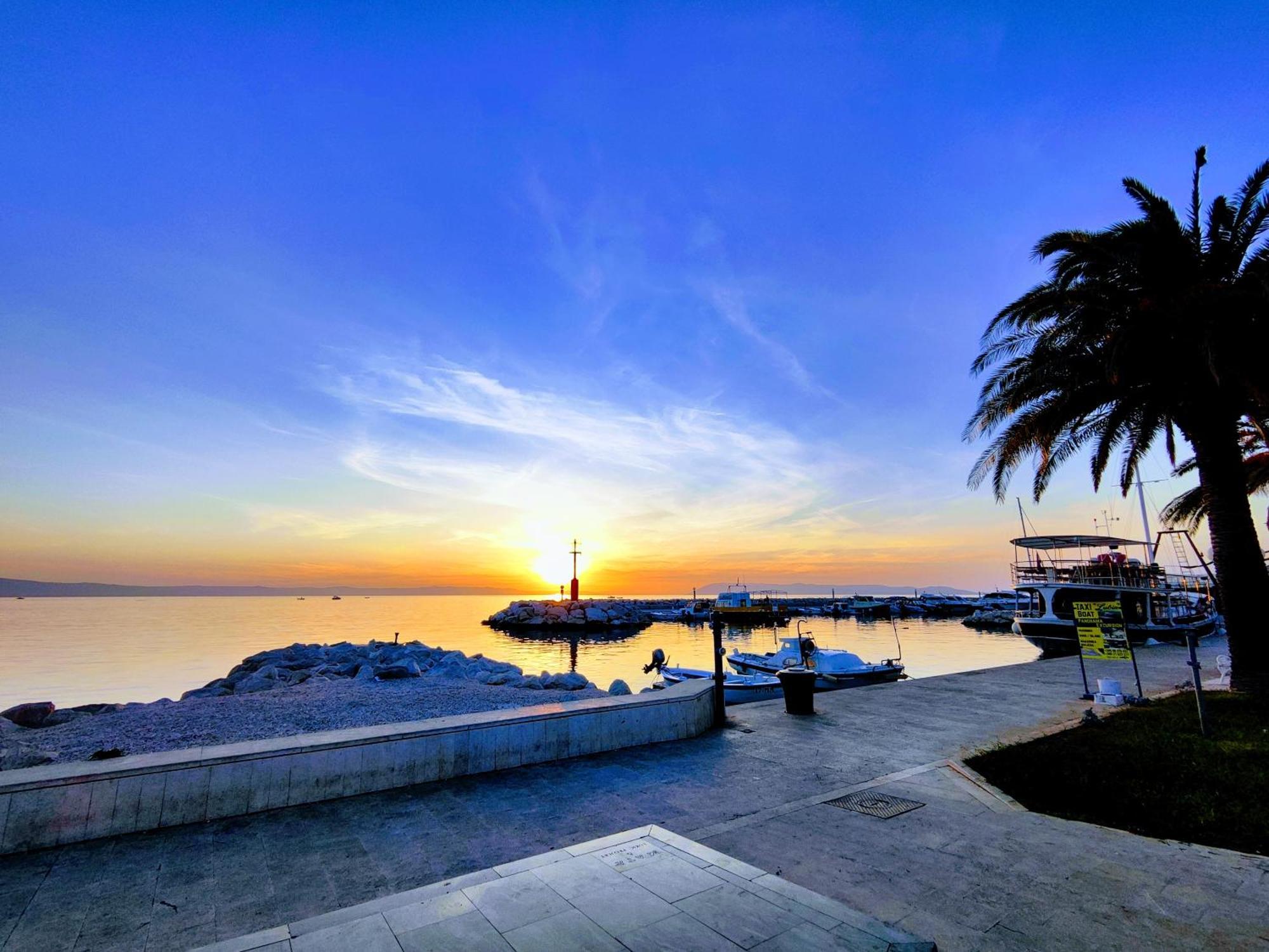 Sea & Sun Apartments Tucepi Exterior photo